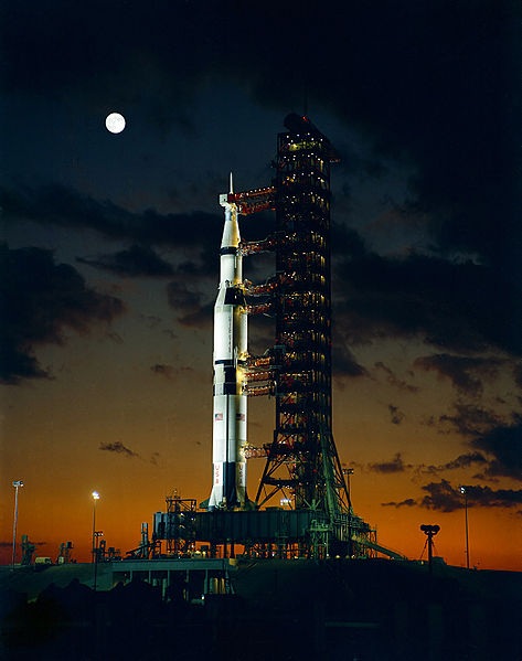  Saturno V es el cohete más grande que há volado com éxito. 